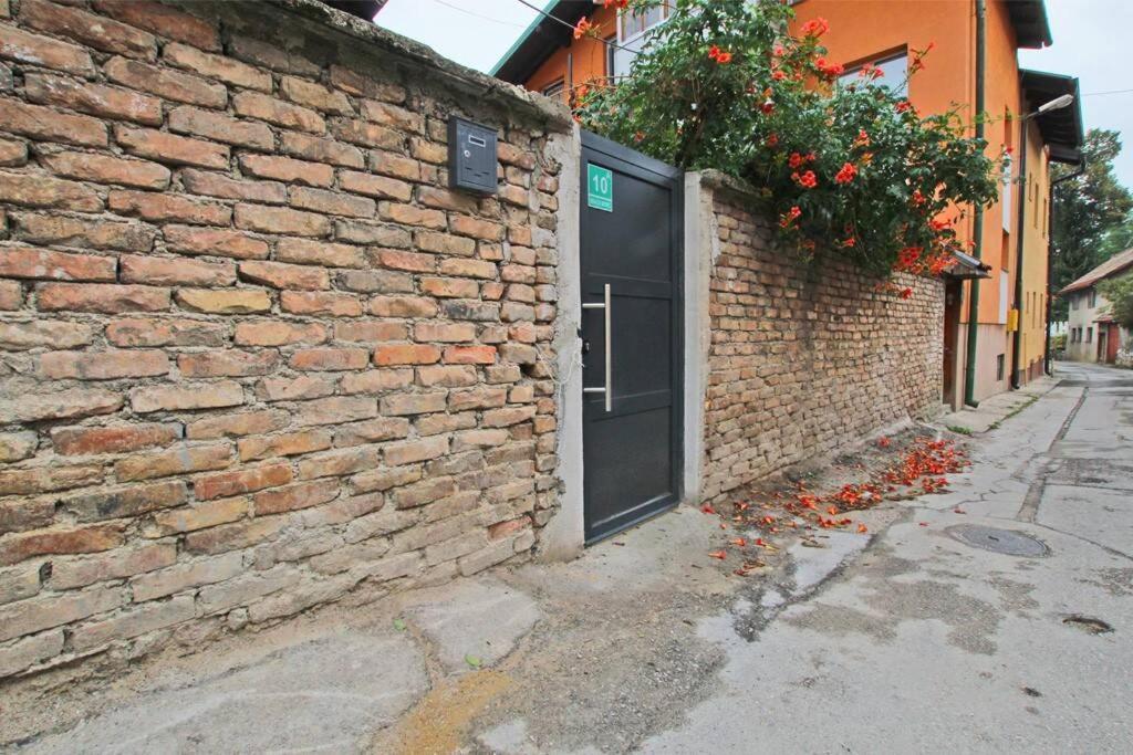 Morich Apartment In The Heart Of Old Town With Garden SJJ Extérieur photo