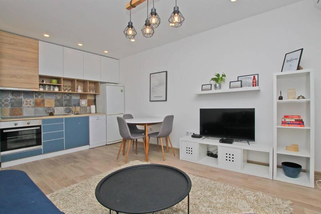 Morich Apartment In The Heart Of Old Town With Garden SJJ Extérieur photo